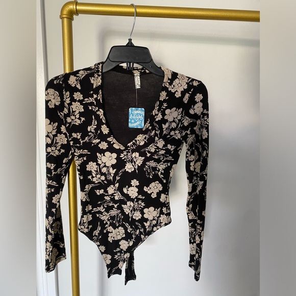 Free People Tops - Free People Black/White Floral Bodysuit Size X-Small NWT
